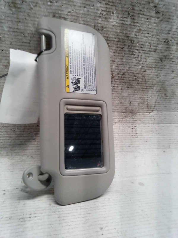 2019 Toyota RAV4 Sun Visor White OEM Used 701949 4DR SUV 55K Miles