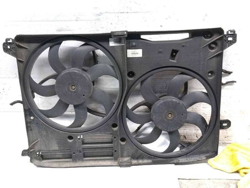 2017 Ford Fusion Engine Cooling Fan Motor OEM Red 2.5L 136k Miles DG938C607DC