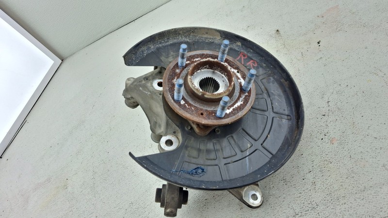 2018 - 2024 CHEVROLET EQUINOX REAR RIGHT SPINDLE KNUCKLE OEM