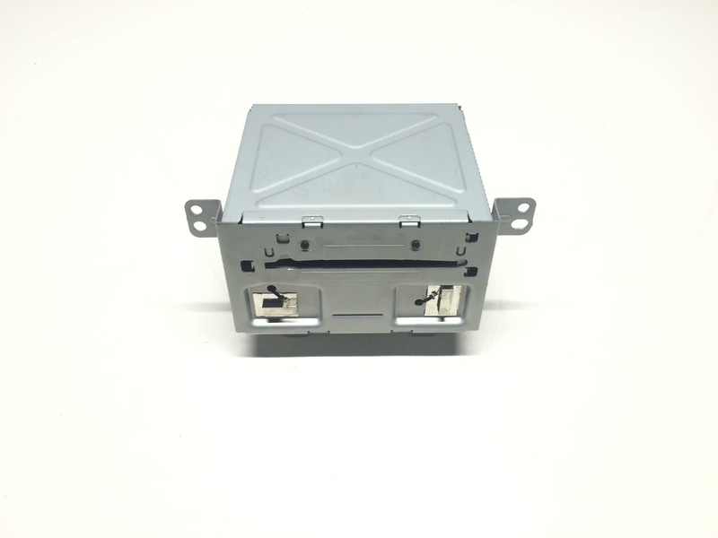 2013 Buick LaCrosse Chevrolet Equinox AM FM Radio CD MP3 Player 22989452 OEM