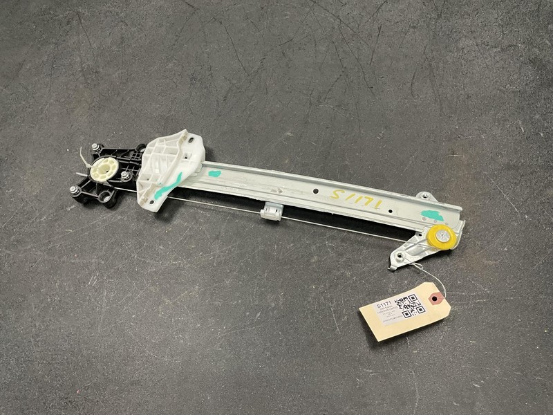 Rear Right Door Window Regulator 2022 Subaru Forester 61042-SJ000 2019 - 2023