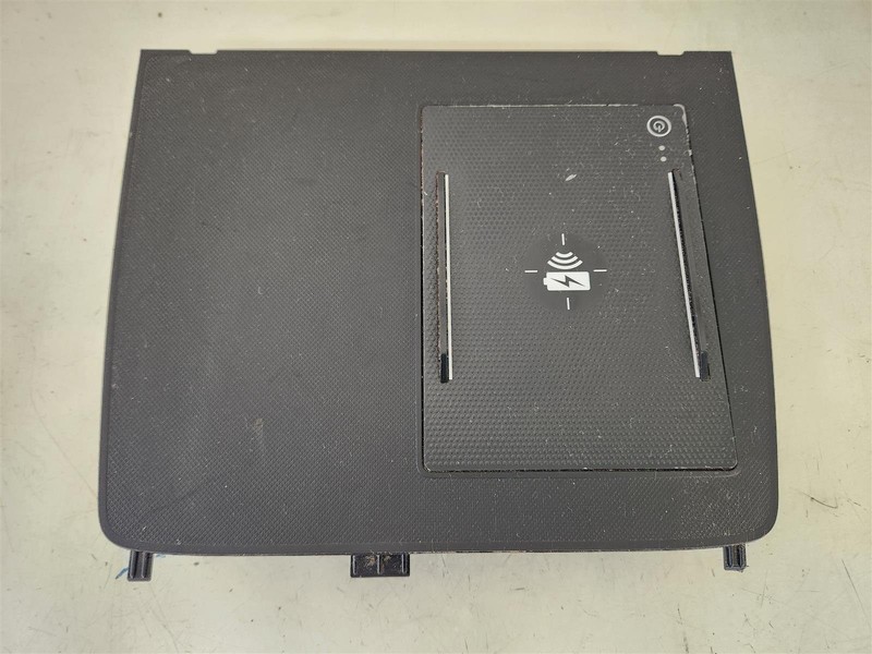 2023-2024 Honda Pilot Phone Chargner 83411-T90-A13za Touring