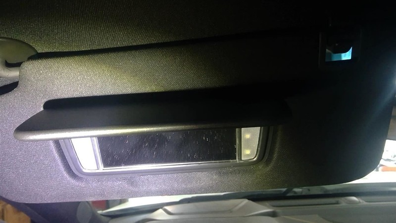 Driver Left Sun Visor Fits 20-25 CT4 1789605