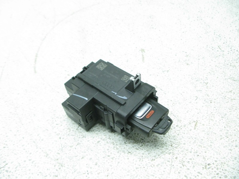 08-16 AUDI 8T A5 S5 RS5 A4 Q5 IGNITION SWITCH KEY SLOT STARTER CONSOLE OEM 11162