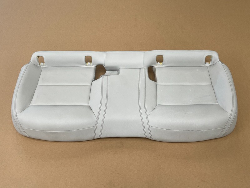⭐2014-2019 MERCEDES BENZ CLA250 REAR SEAT LOWER BOTTOM CUSHION BEIGE OEM LOT2463