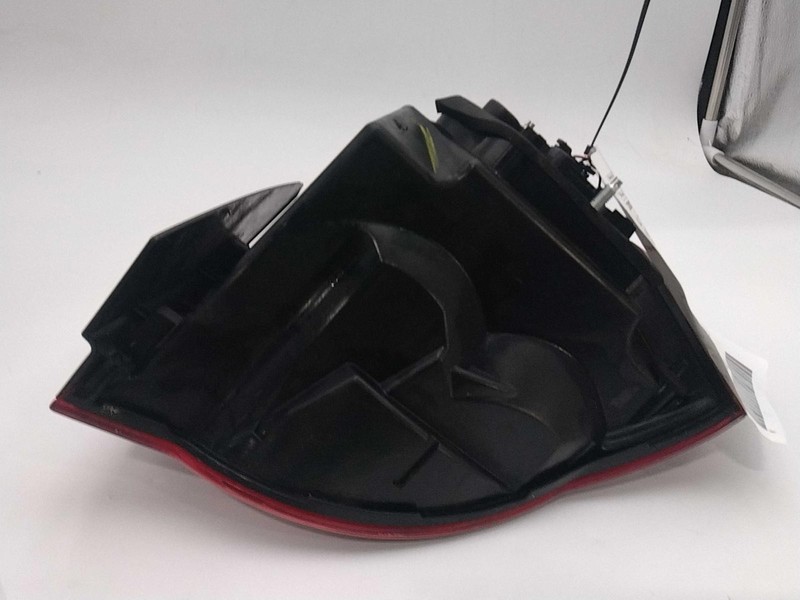2010 Volkswagen Jetta Left Tail Light Assembly Black OEM 117236 87K Miles