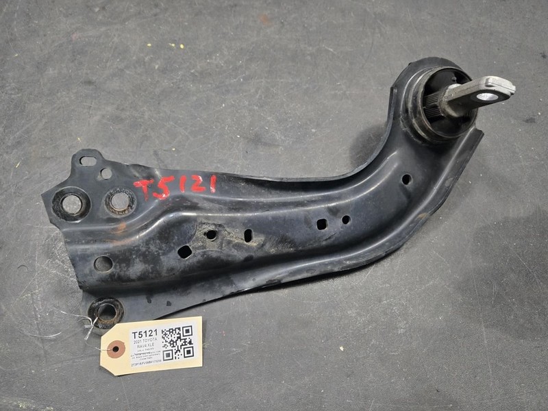 Rear Left Trailing Lower Control Arm 2021 Toyota RAV4 48780-0R040 2019 - 2025