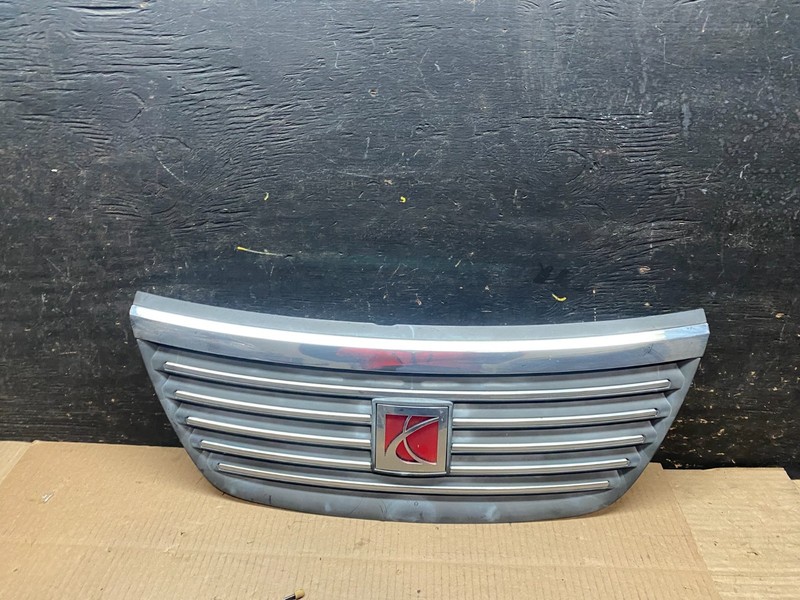 2006 2007 Saturn Vue Front Upper Grille Grill OEM W5727 DG