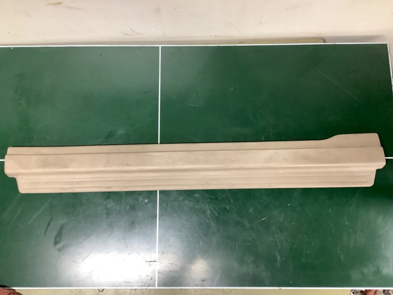 98-02 Accord 2DR Right Side Step Garnish Floor Lower Molding, scuff plate Beige