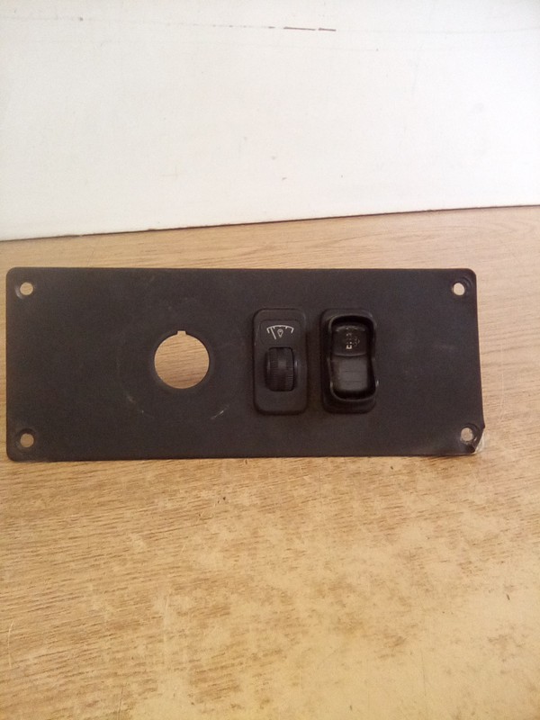 Kenworth T400 Switch Panel S64-1292-101110