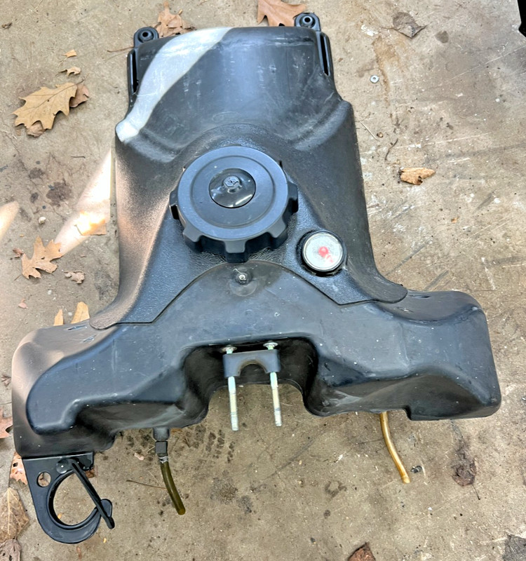 Arctic Cat 1770-088 Gas Fuel Tank CROSSFIRE 500 600 700 800 1000 2006-07