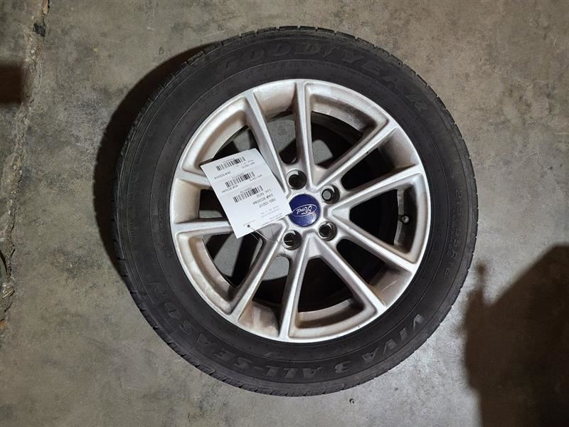 Wheel 16x7 Alloy 10 Spoke Painted Silver Fits 15-18 FOCUS 563763