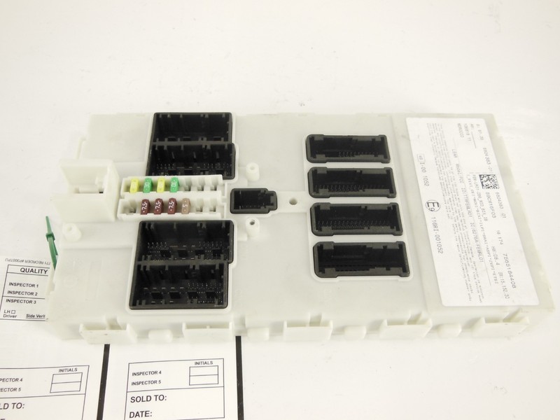 2014-2018 BMW 320i Body Control Front Electronic Module OEM 61.35-6824383-01