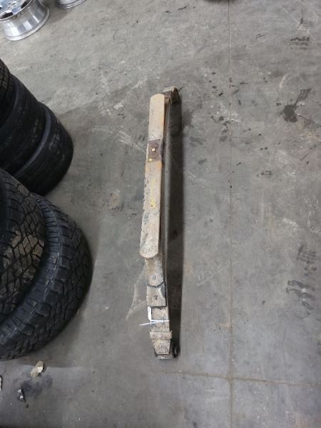 Rear Leaf Spring Auxiliary Spring Fits 99 FORD F250SD PICKUP 264136