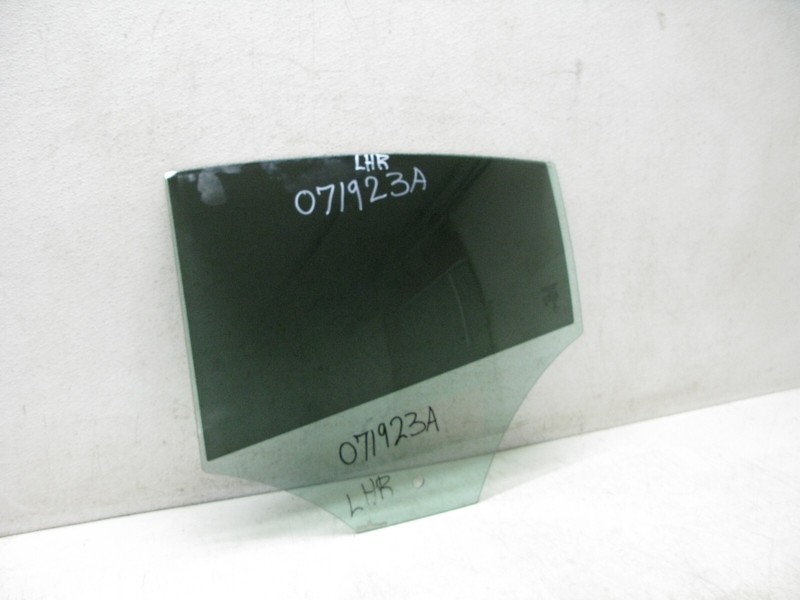 09-15 JAGUAR X250 XF XFR XFR-S SEDAN DOOR GLASS WINDOW REAR LEFT OEM 071923A