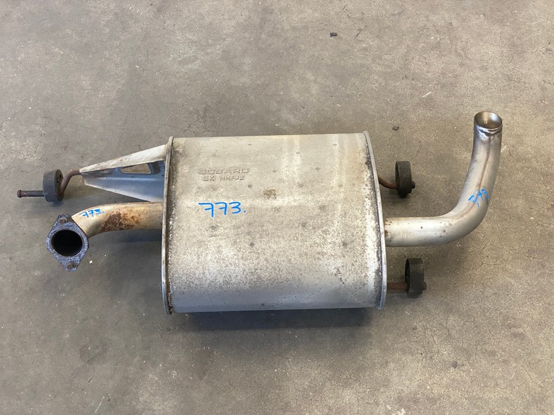 2016-2017 SUBARU CROSSTREK REAR EXHUAST MUFFLER PIPE OEM LOT773