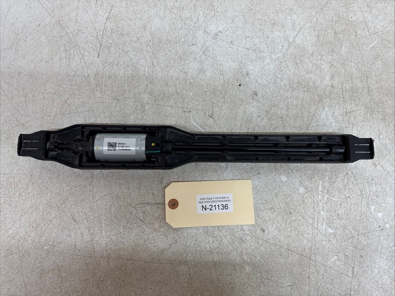 ⚡️2024 TESLA MODEL 3 FRONT LEFT DRIVER SEAT ADJUSTMENT CONTROL MOTOR 21136 B45