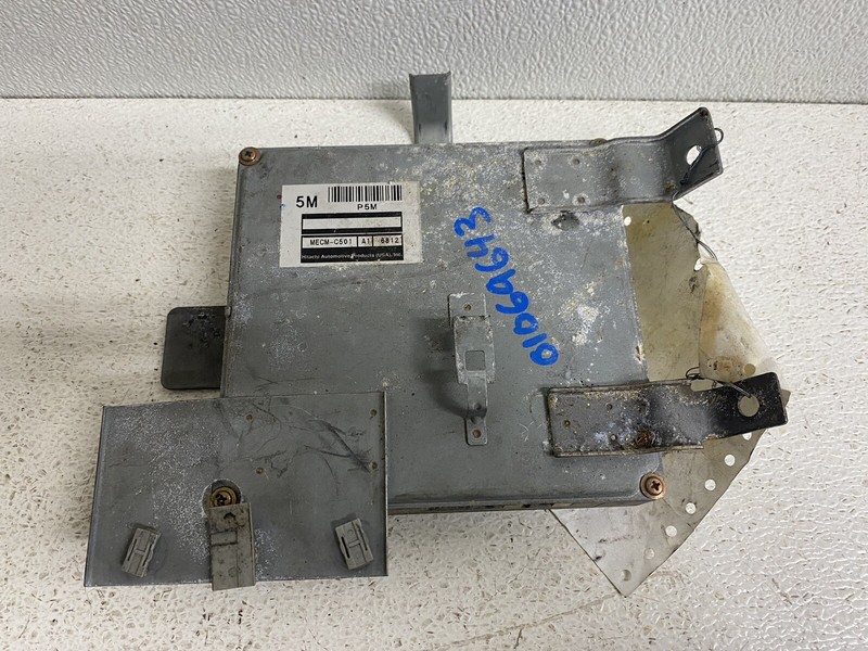 1997 Nissan Villager MECM-C501 Engine Computer Ecm Pcm Ecu Control Module Oem