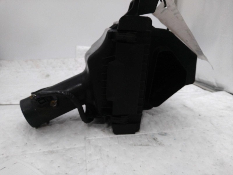 Used Left Air Cleaner Assembly fits: 2015 Infiniti Q70 VQ37VHR Left Grade A