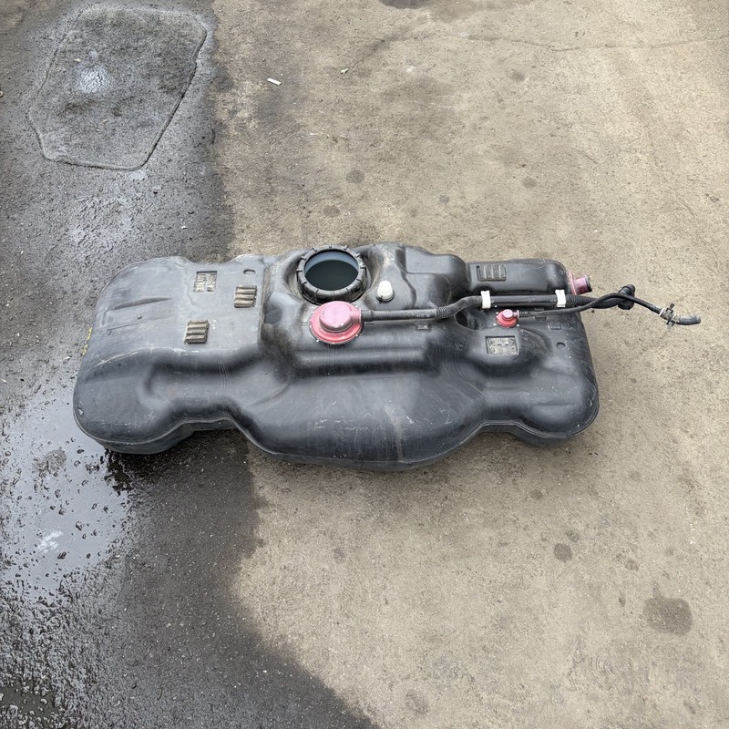 03-11 Honda Element Fuel Gas Tank 17500-SCV-A31 OEM
