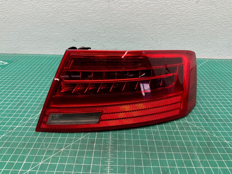 12-17 Audi A5 S5 REAR RIGHT PASSENGER SIDE OUTER TAIL LIGHT LAMP OEM