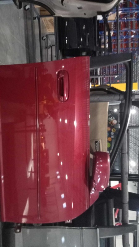 2005 Cadillac CTS Right Front Door, Used, 76K Miles, OEM Part #223811