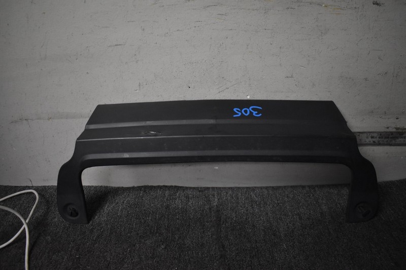 2017-2019 LAND ROVER REAR BUMPER TOW RECIEVER FACTORY OEM