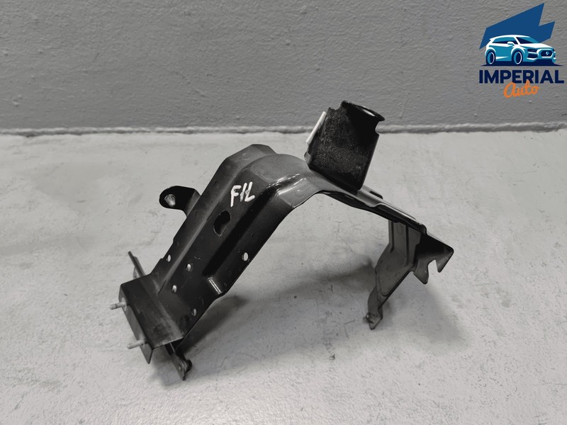 AUDI Q7 2017-2025 LEFT DRIVER SIDE FRONT APRON FENDER MOUNT BRACKET SUPPORT OEM
