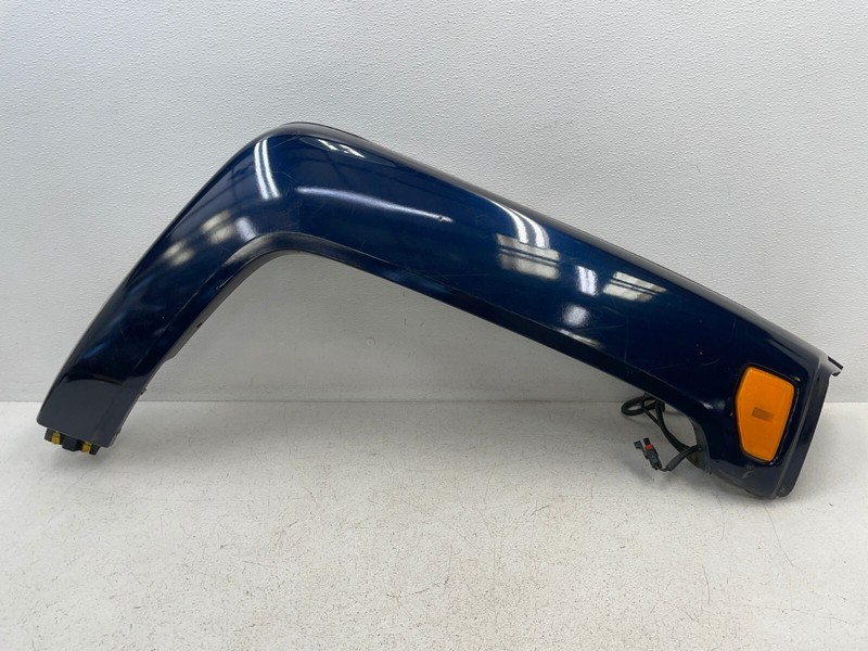 2006-2010 Hummer H3 Front Right Fender Flare Molding Trim Arch Blue 1575 OEM