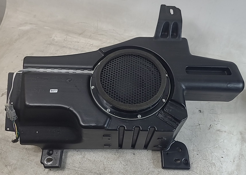 2007-2017 Lincoln Navigator 5.4L Rear Subwoofer Speaker Assembly OEM