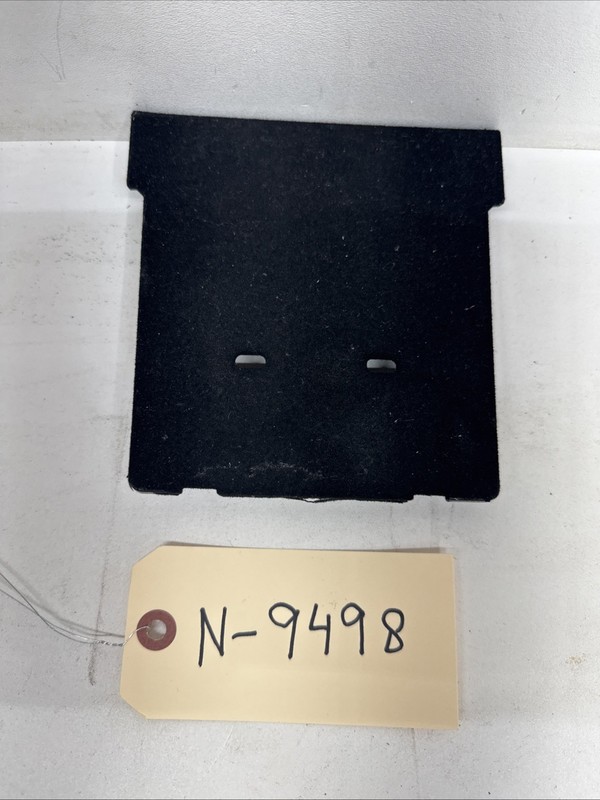 2021-24 TESLA 3 Y Console USB Access Panel 1755560-00-A 1755549 N-9498 B158