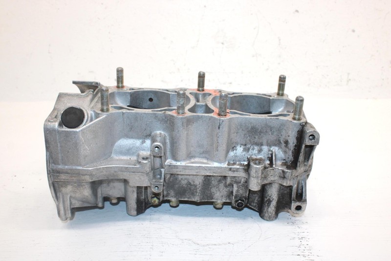 1998 Polaris 500 Oem Engine Block Crankcase 3085199 B671