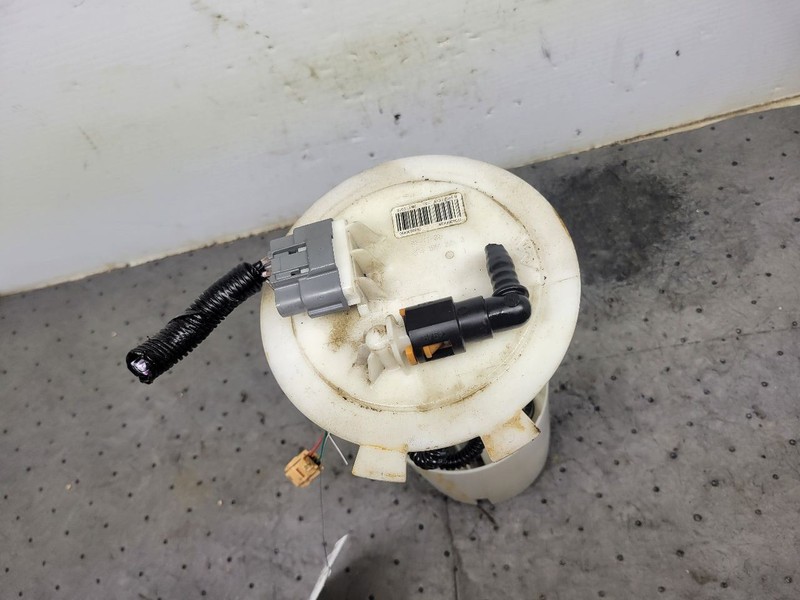 Fuel Pump Assembly 2.5L VIN J 1st Digit Fits 16-20 ROGUE 1699316