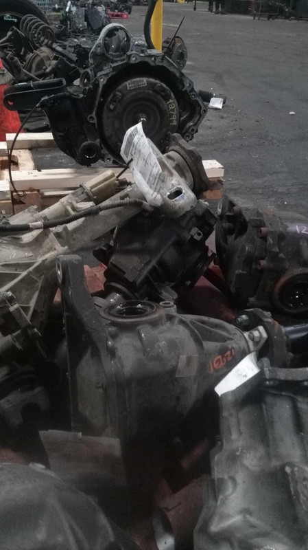 2015 Mercedes-Benz GLK-Class Differential Carrier Assembly OEM 106K Miles