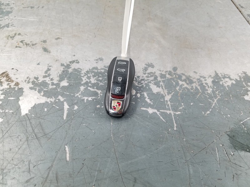 2022 Porsche Cayman GTS Key Fob #8065 i6