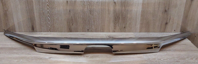2019-2020 HONDA PILOT Trim Grill Upper Chrome ASSY OEM 71151TG7X