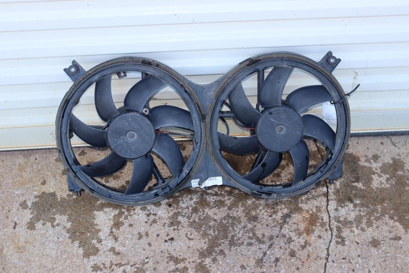 2014-2020 INFINITI QX60 3.5L ENGINE RADIATOR COOLING FAN MOTOR SHROUD OEM