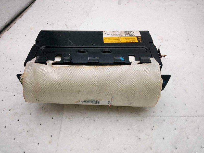 2012 Chevrolet Colorado Instrument Panel Air Bag Black OEM 15239335 Used
