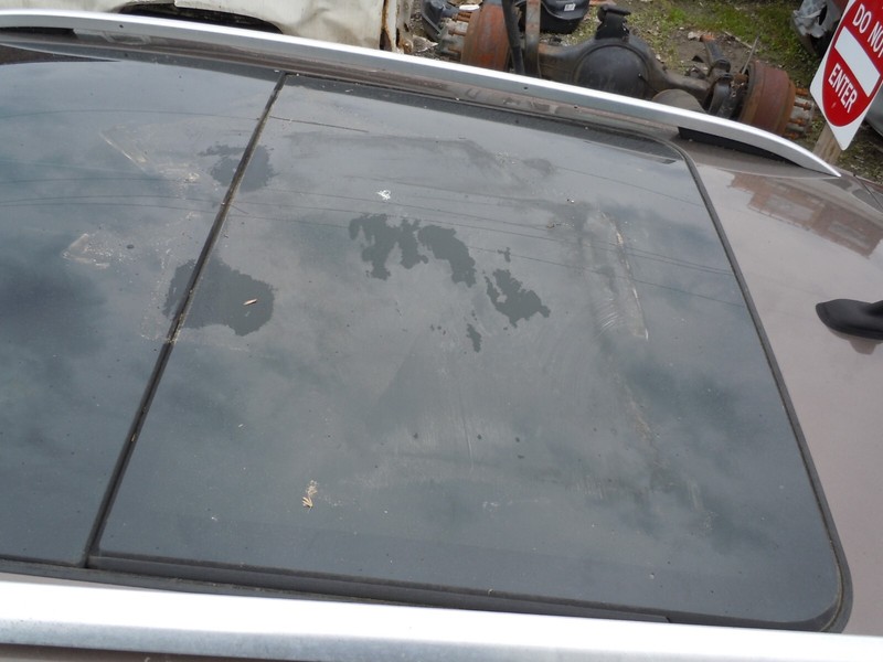 2011-2017 Volkswagen Touareg Rear Sun Roof Glass OEM
