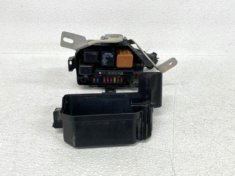⭐2017-2020 INFINITI Q50 Q60 ENGINE COMPARTMENT FUSE RELAY BOX MODULE OEM LOT2530