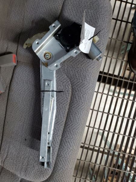 Passenger Right Front Window Regulator Fits 04-06 DURANGO 175261