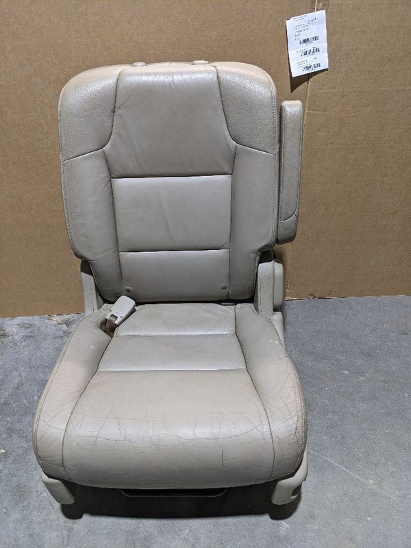 2011-2017 HONDA ODYSSEY EX-L REAR LEFT 2ND SECOND ROW SEAT CUSHION OEM 1157885