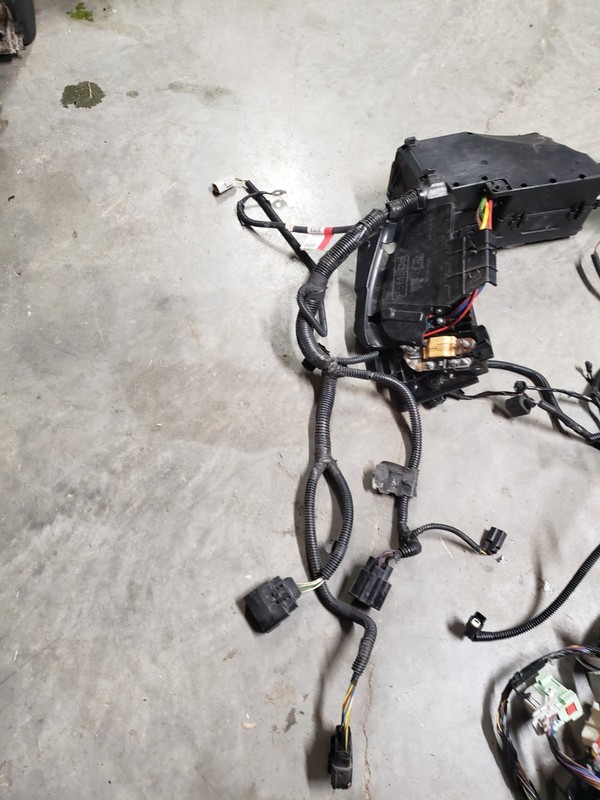 ENGINE BAY WIRE HARNESS fits FORD ESCAPE 2015 OEM 2.0 4x4
