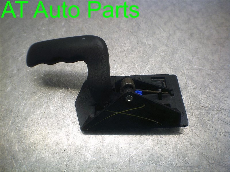 03-07 SILVERADO 1500 2500 3500 FRONT PASSENGER INTERIOR DOOR HANDLE OEM 1502990
