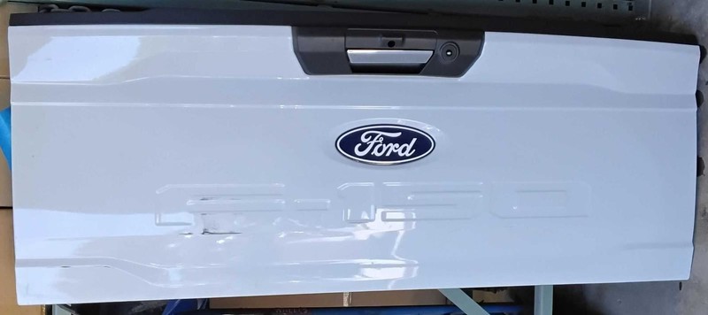 2021-2023 Ford F-150 Tailgate 10312 B White w/ Step w/ Hitch LightML3Z9940700S