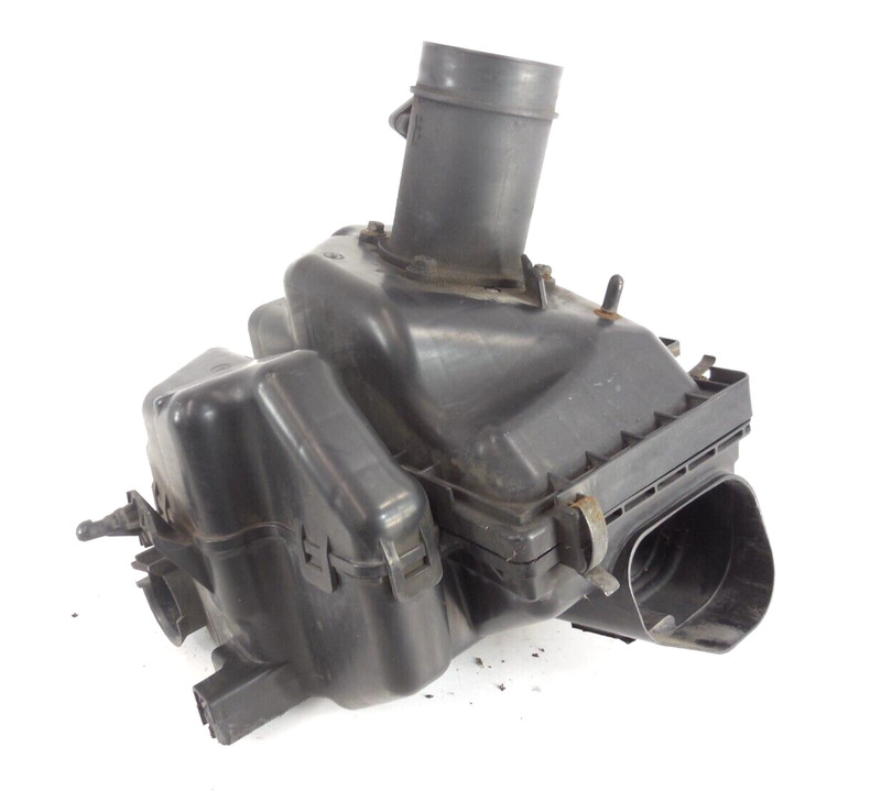 2003 03 Infiniti G35 Air Cleaner Housing Box Thru 11/02 OEM