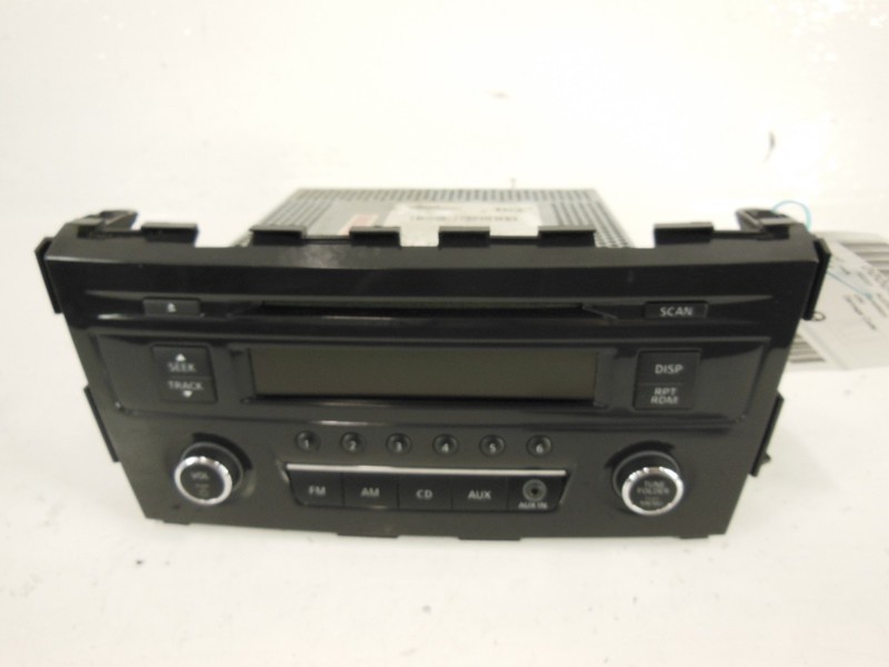 13-15 Nissan Altima Radio Stereo CD Player Receiver AM FM OEM