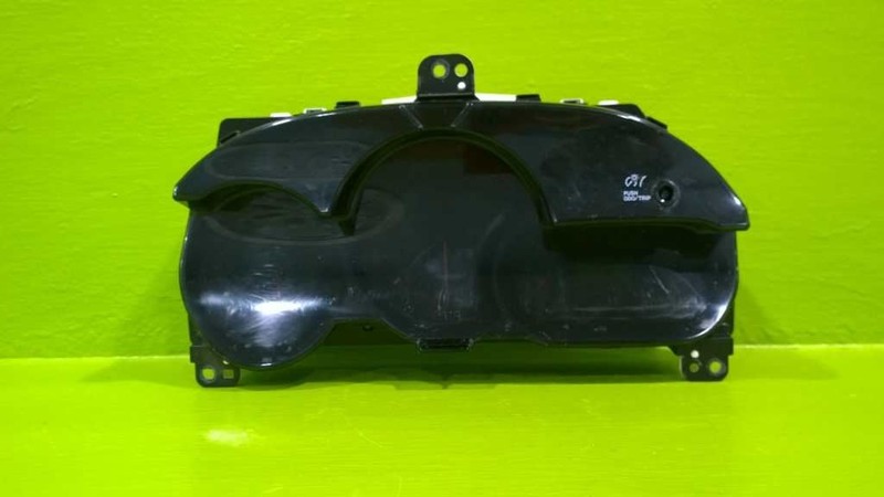 09 10 MATRIX SPEEDOMETER CLUSTER OEM 2805-1
