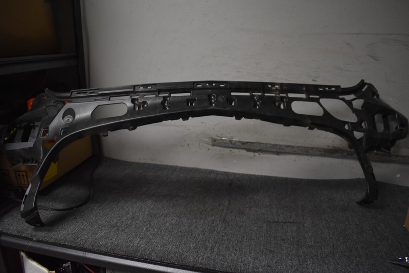 2016-2018 MERCEDES BENZ GLC300 4MATIC BUMPER COVER SUPPORT FACTORY OEM