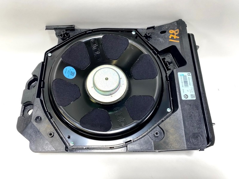 12-18 BMW SERIES 3 4 F30 RIGHT PASS SIDE UNDER SEAT SOUND SPEAKER SUBWOOFER OEM